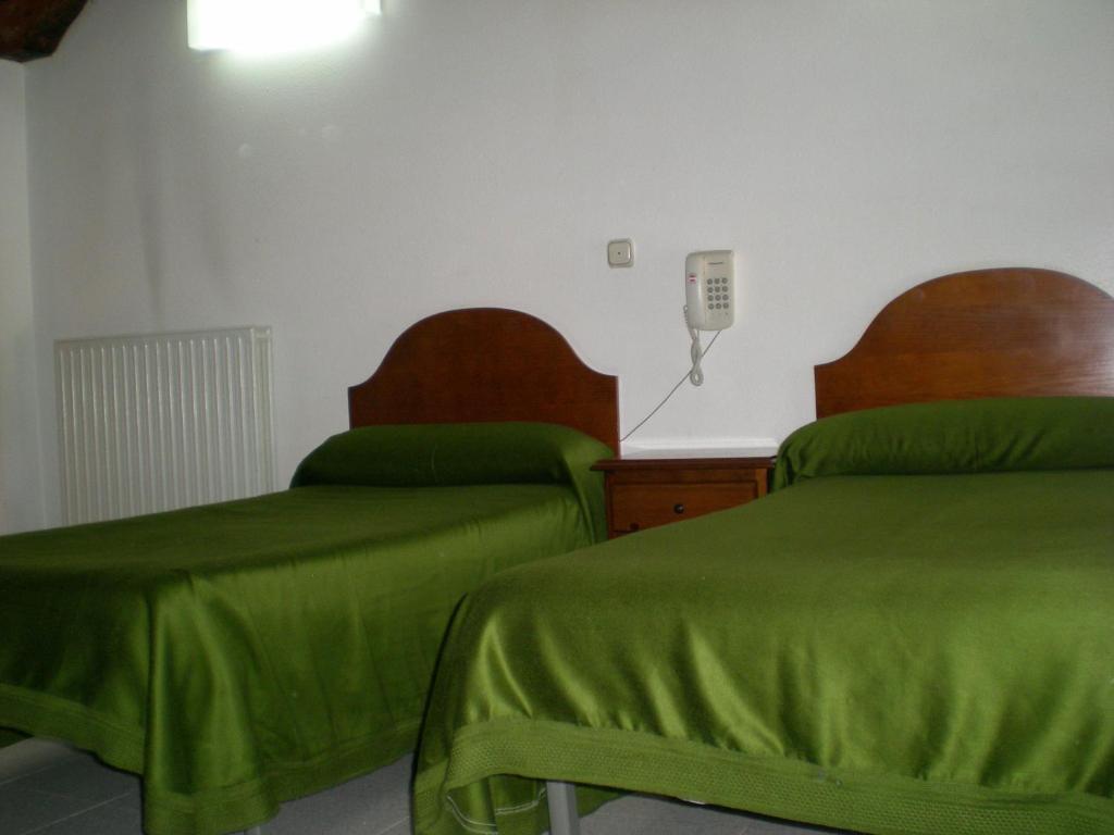 Hotel Puerta Romeros Burgo エクステリア 写真