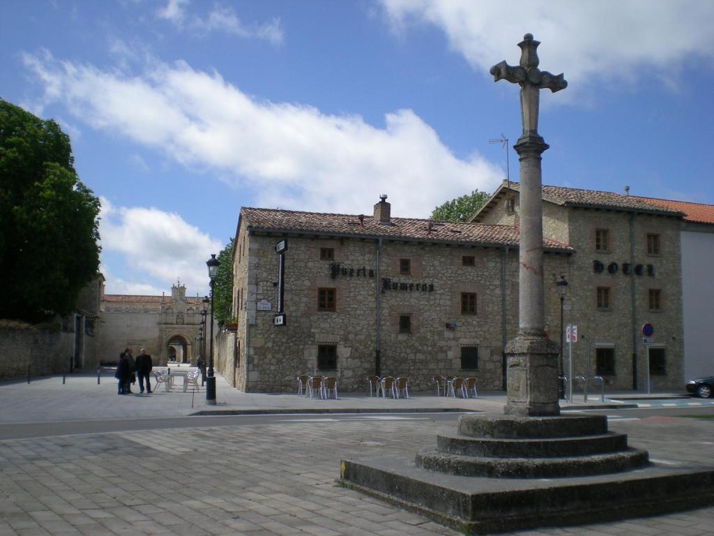 Hotel Puerta Romeros Burgo エクステリア 写真